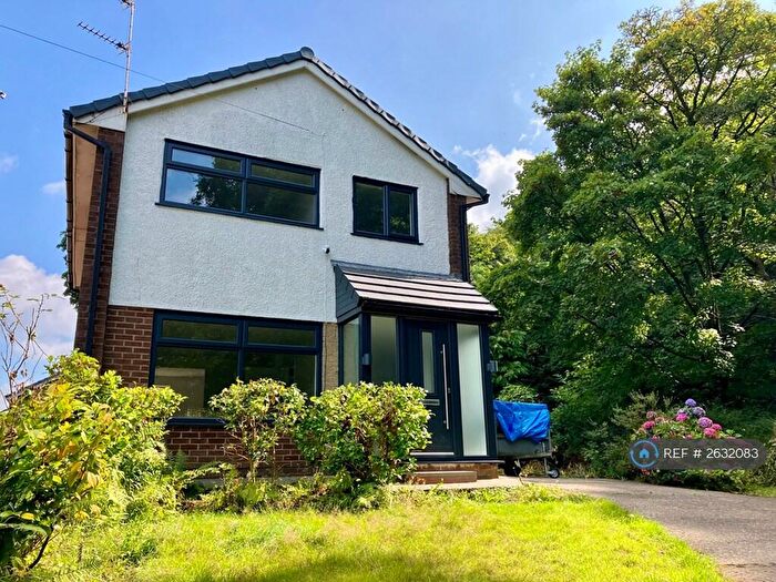 3 Bedroom Detached House To Rent In Longhirst Close, Bolton, BL1