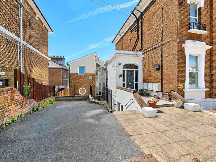 1 Bedroom Flat For Sale In Marischal Road, Lewisham, London, SE13