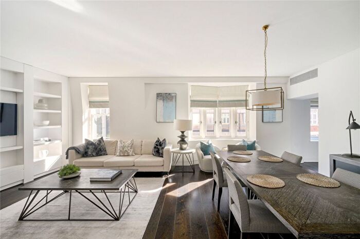 1 Bedroom Flat To Rent In Duke Street, Mayfair, London, W1K