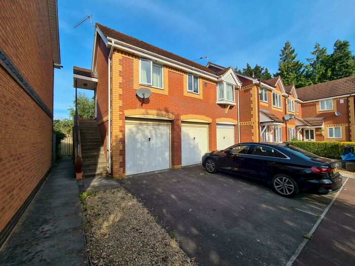 1 Bedroom Apartment To Rent In Pilgrims Wharf, St Annes, Bristol, BS4