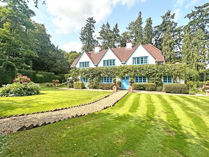 4 Bedroom Detached House For Sale In Tyrells Lane, Burley, Ringwood, Hampshire, BH24
