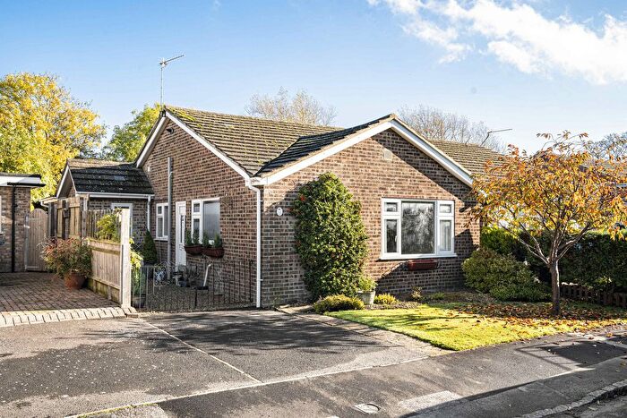 2 Bedroom Semi-Detached Bungalow For Sale In Blenheim Drive, Launton, OX26