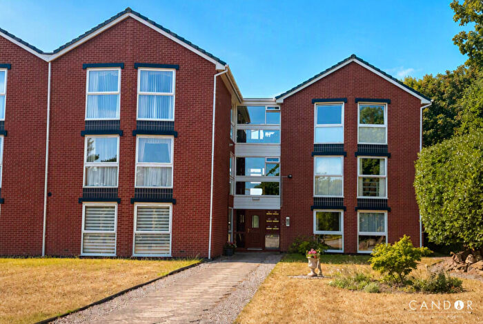 2 Bedroom Apartment For Sale In The Kings Gap, Hoylake, CH47