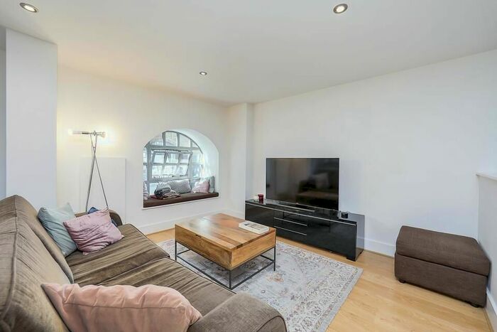 2 Bedroom Flat To Rent In St. Marychurch Street, London, SE16