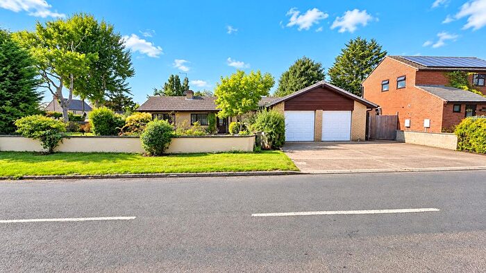4 Bedroom Detached Bungalow For Sale In Hartwell Road, Ashton, Northampton, NN7