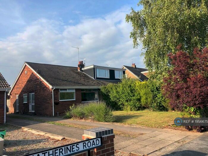 2 Bedroom Bungalow To Rent In Plantation Drive, South Cave, Brough, HU15