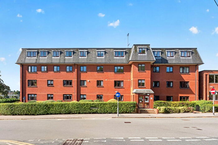1 Bedroom Apartment For Sale In Cleaver Court, Kettering, NN15