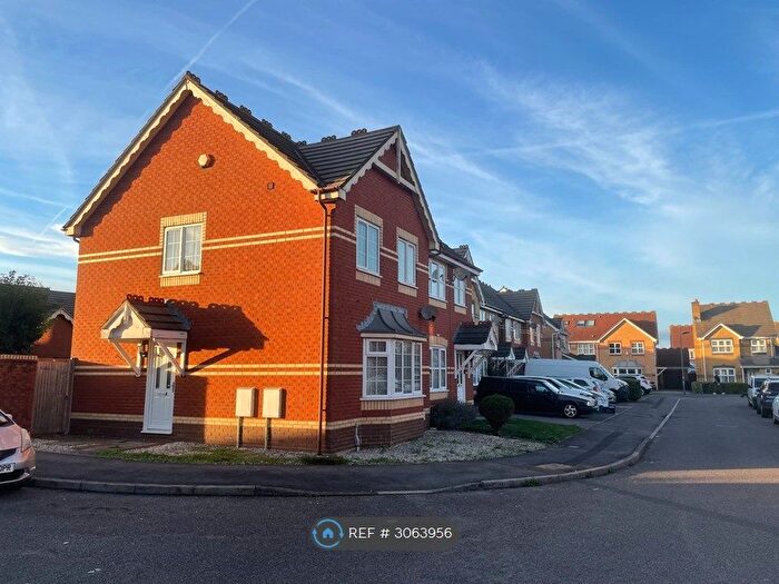 3 Bedroom Semi Detached House To Rent In Rosemary Close, Bristol, BS32