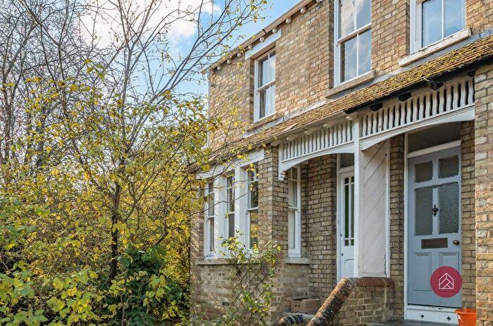 3 Bedroom End Of Terrace House For Sale In Water Eaton Road, Oxford, OX2