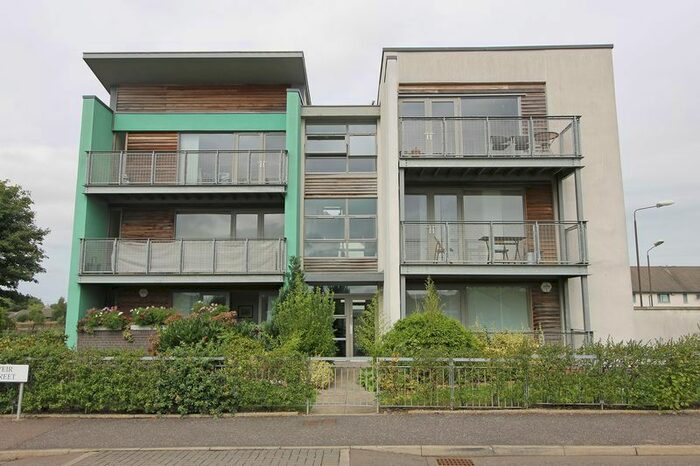 2 Bedroom Flat To Rent In Weir Street, Stirling, FK8