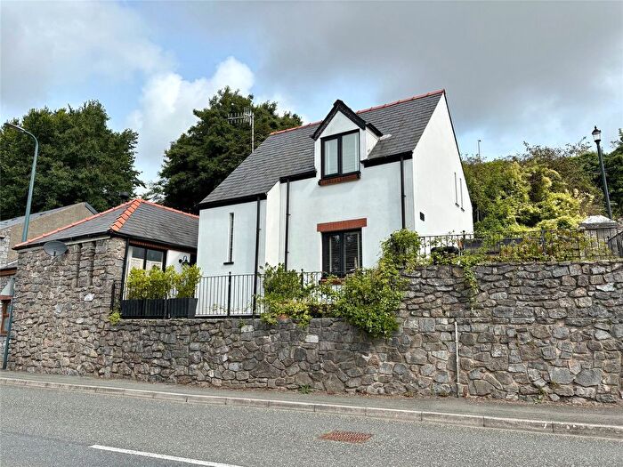 3 Bedroom Detached House For Sale In Riverside House, The Parade, Pembroke, Pembrokeshire, SA71