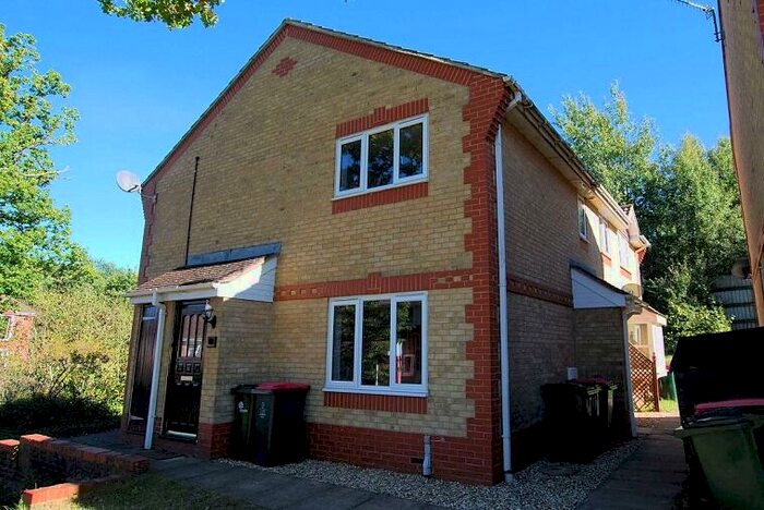 2 Bedroom Terraced House To Rent In Lyon Close, Crawley, RH10
