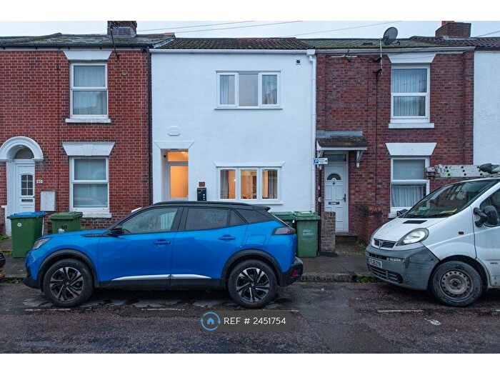 4 Bedroom Terraced House To Rent In Dover Street, Southampton, SO14