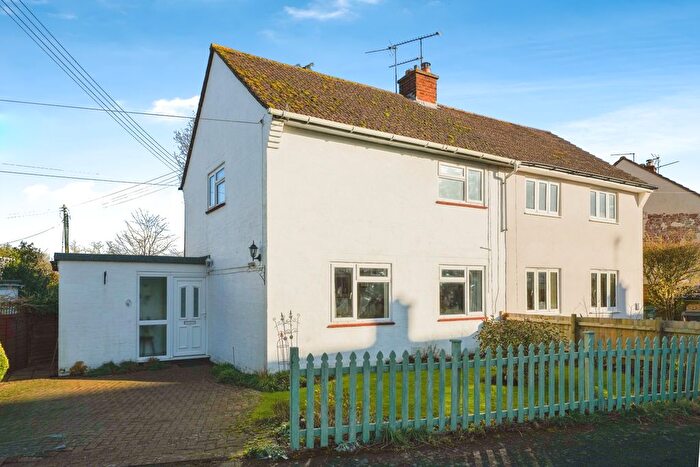 2 Bedroom Semi-Detached House For Sale In The Croft, Church Lench, Worcestershire, WR11