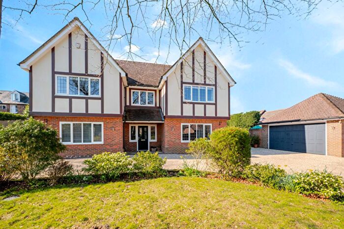 6 Bedroom Detached House For Sale In Park Road, Heathfield, TN21