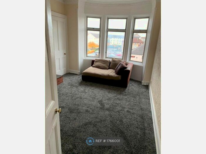 1 Bedroom Flat To Rent In Maxwellton Street, Paisley, PA1