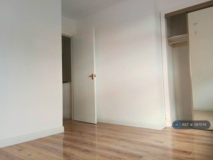 2 Bedroom Semi-Detached House To Rent In Phoenix Road, Bellshill, ML4