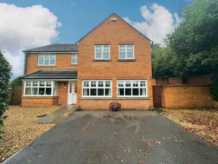 4 Bedroom Detached House For Sale In Home Farm Way, Penllergaer, Swansea, SA4