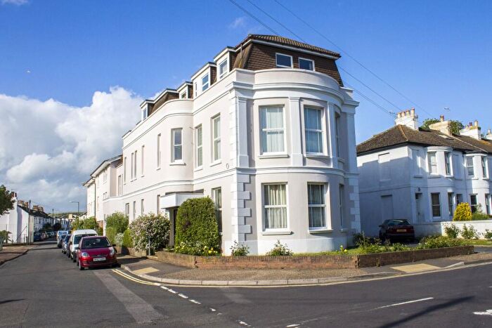 2 Bedroom Flat To Rent In Victoria Road, Shoreham By Sea, BN43