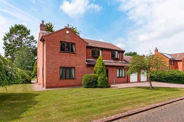 4 Bedroom Detached House For Sale In Pear Tree Park, Howden, Goole, DN14