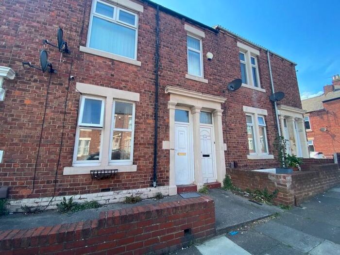 Flats for sale in Horsley Hill, South Tyneside