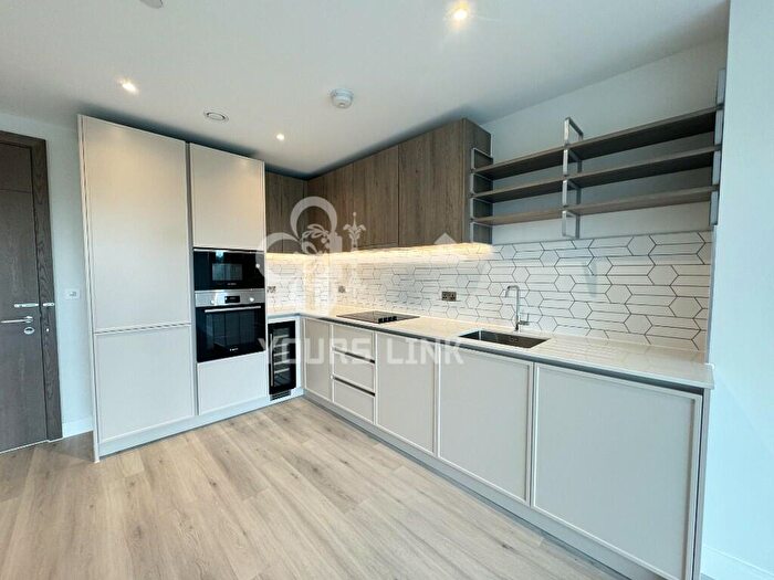 2 Bedroom Flat To Rent In Bufton House, Astell Road, London, SE3