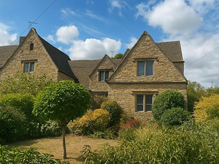 3 Bedroom Semi Detached House To Rent In Gretton, Cheltenham, GL54