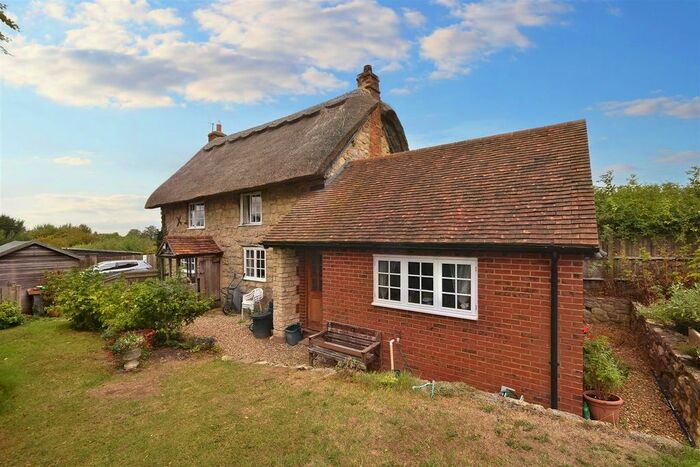 2 Bedroom Cottage For Sale In North Marston Lane, Whitchurch, Aylesbury, HP22