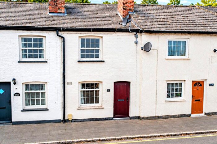 1 Bedroom Terraced House For Sale In High Street, Wing, Buckinghamshire, LU7