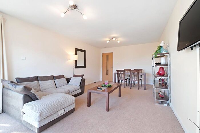 2 Bedroom Flat To Rent In Baker Road, Aberdeen, AB24