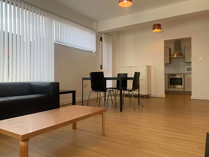 2 Bedroom Apartment To Rent In Agecroft House Northern Quarter, M4