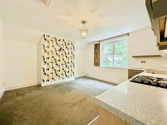 1 Bedroom Apartment For Sale In Shaftesbury Road, Leicester, Leicestershire, LE3