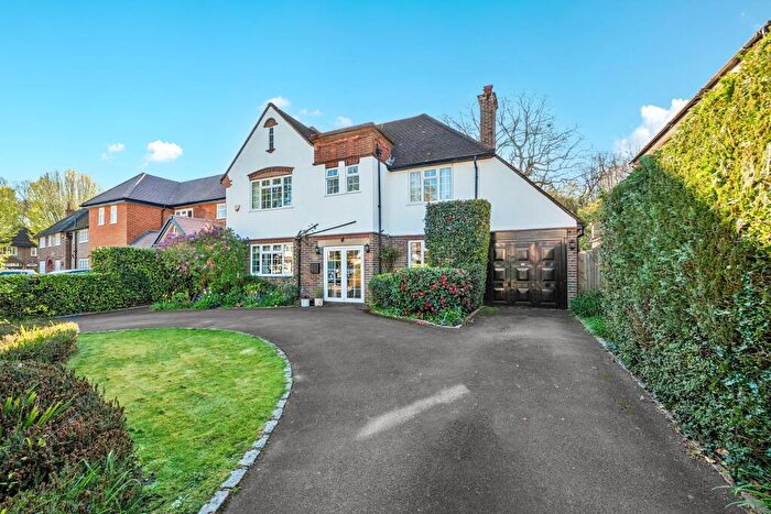 4 Bedroom Detached House For Sale In Horsell, GU21