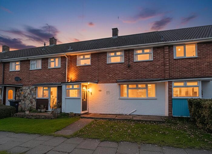 3 Bedroom Terraced House For Sale In The Hatherley, Basildon, SS14