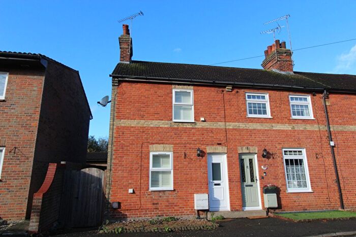 2 Bedroom End Terrace House To Rent In Uplands Road, Warley, CM14