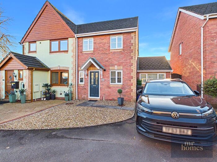 2 Bedroom Semi Detached House For Sale In Palmers Drive, Park View Grove, Cardiff, CF5