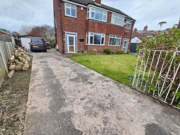 3 Bedroom Semi Detached House For Sale In Boundary Grove, Sale, M33