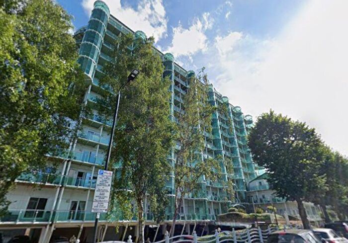 2 Bedroom Flat For Sale In Flat Tower Point, Sydney Road, Enfield, Middlesex, EN2