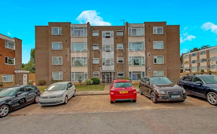2 Bedroom Flat For Sale In Poplar Grove, Wembley, HA9