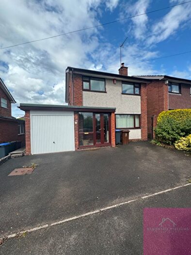 3 Bedroom Detached House To Rent In Oakamoor Road, Cheadle, Stoke-On-Trent, Staffordshire, ST10