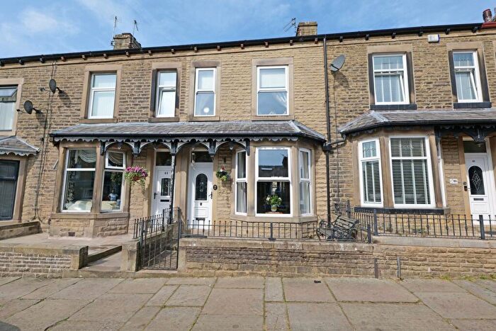 3 Bedroom Terraced House For Sale In Alkincoats Road, Colne, BB8