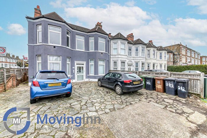 2 Bedroom Flat For Sale In Hither Green Lane, Hither Green, SE13