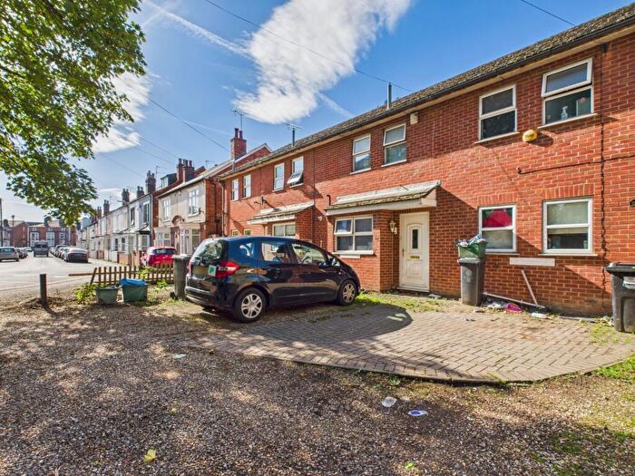 2 Bedroom Terraced House For Sale In Weston Road, GL1