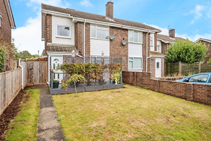 3 Bedroom Semi-Detached House For Sale In St. Davids Close, Bulwark, Chepstow, NP16