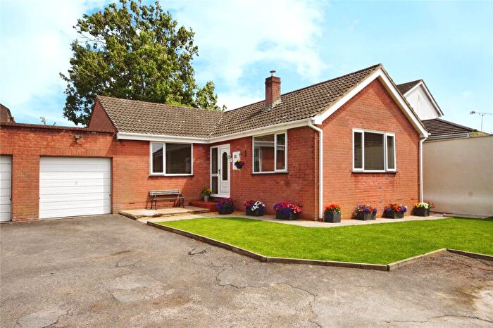 3 Bedroom Bungalow For Sale In Fir Tree Lane, Bristol, Somerset, BS5