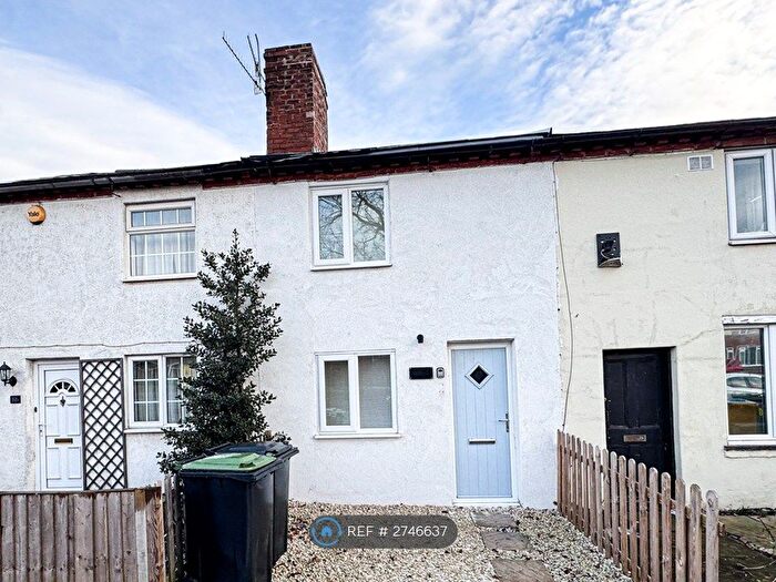 2 Bedroom End Terrace House To Rent In Birmingham Road, Bromsgrove, B61