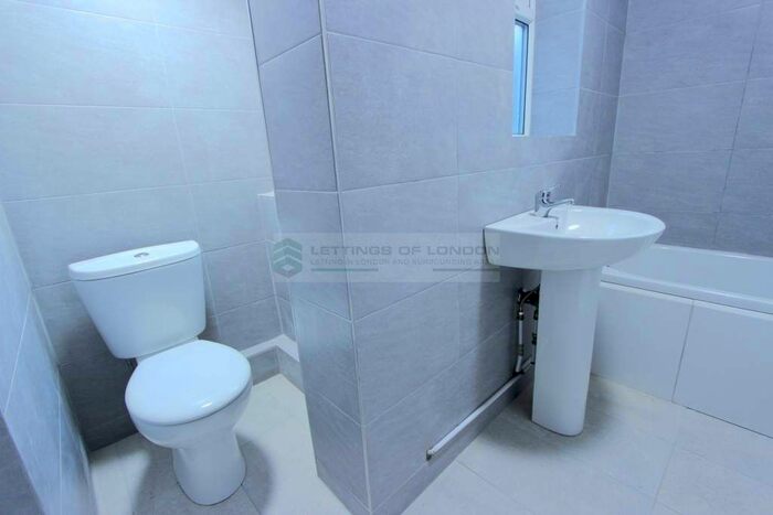 3 Bedroom Terraced House To Rent In Durants Road, Enfield, EN3