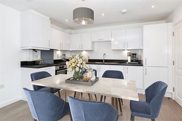 1 Bedroom Flat For Sale In Sunningdale Park, Berkshire, SL5
