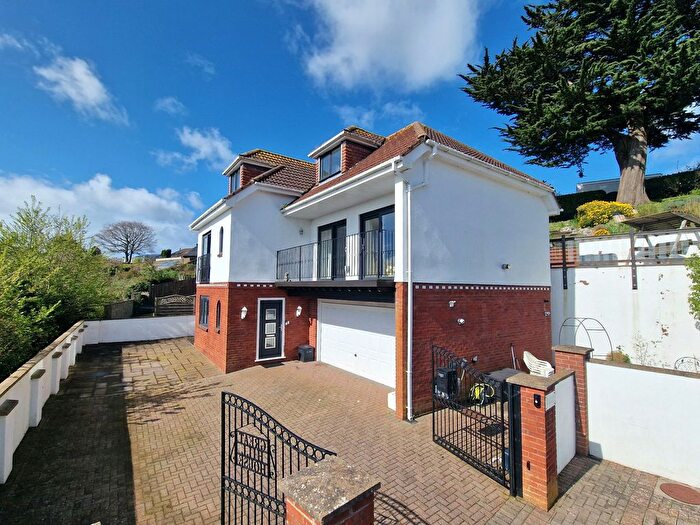 4 Bedroom Detached House For Sale In Sutton Close, Torquay, TQ2
