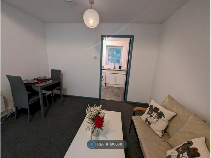 1 Bedroom Flat To Rent In Marquis Street, Leicester, LE1